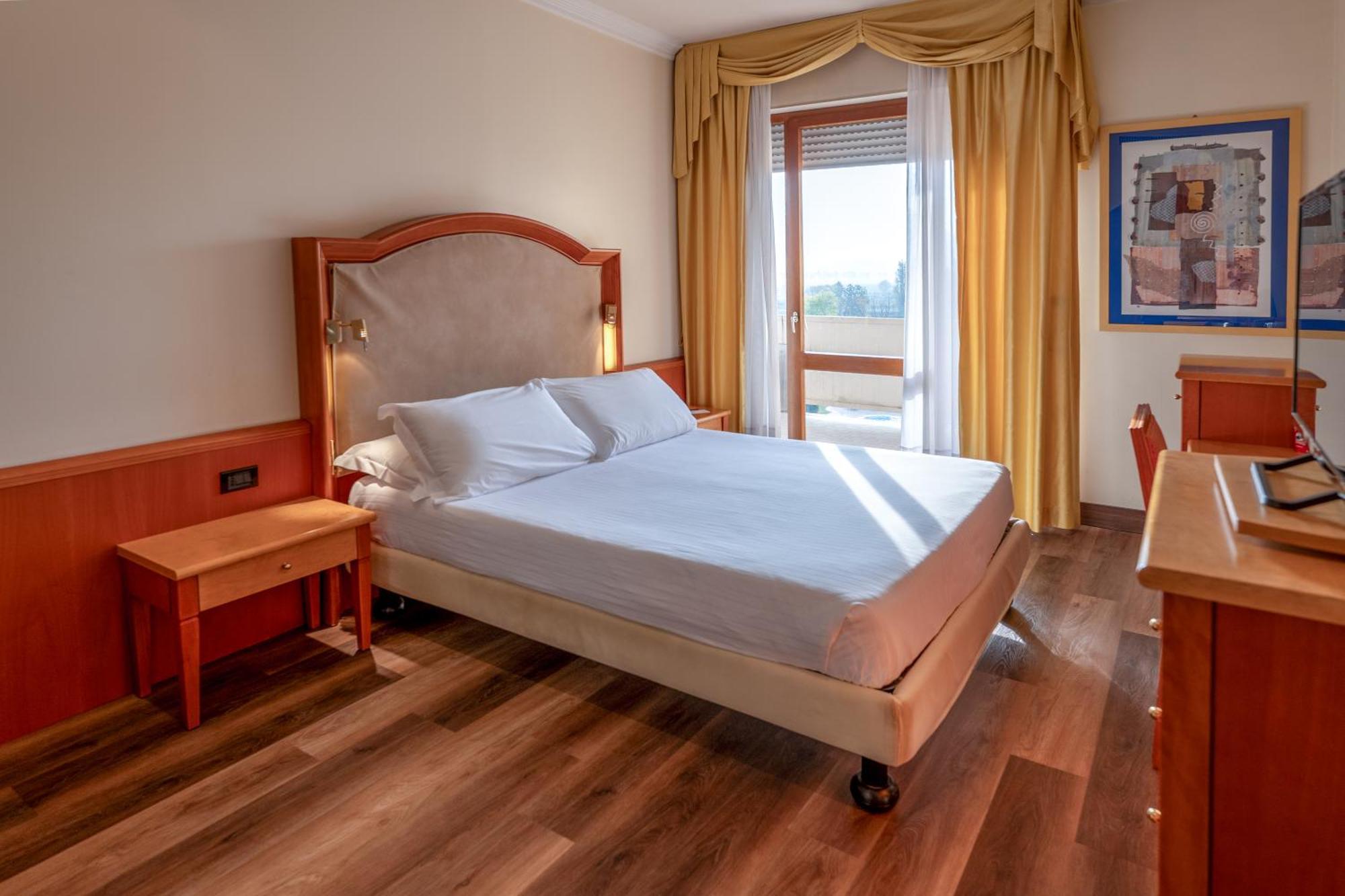 Galzignano Resort Terme & Golf - Hotel Sporting 갈지냐노 외부 사진